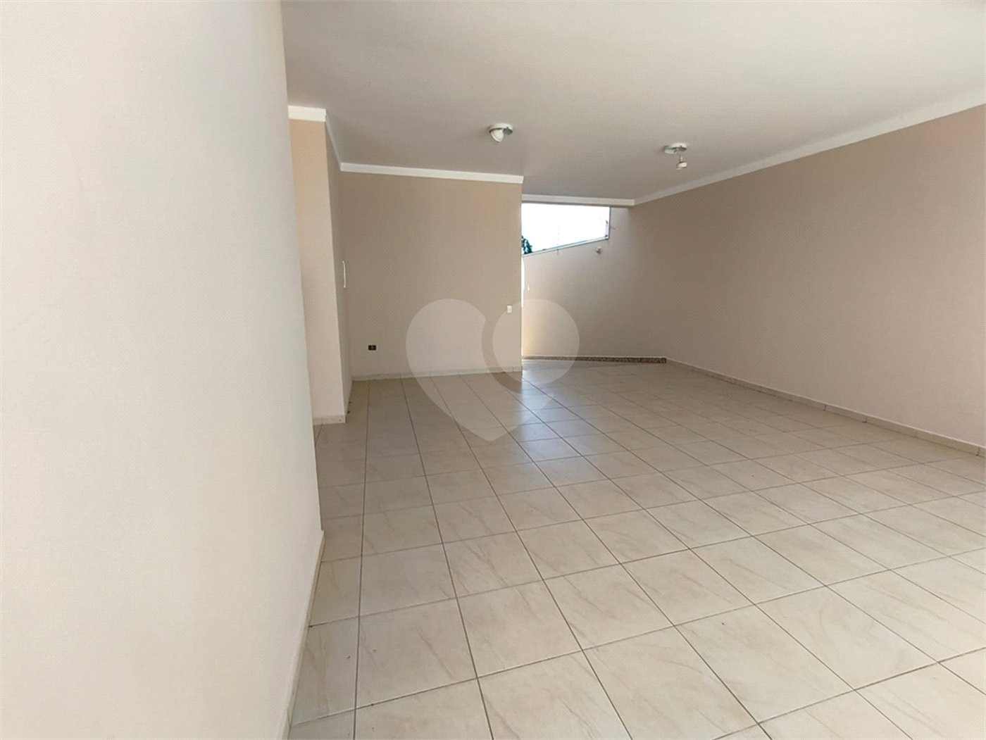 Casa à venda com 5 quartos, sendo 1 suíte,  em Jardim Colombo, Itapetininga, SP