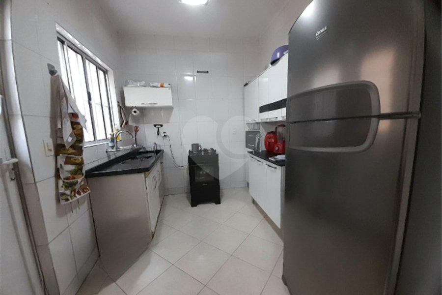 Sobrado à venda com 3 quartos, sendo 1 suíte,  em Saúde, São Paulo, SP