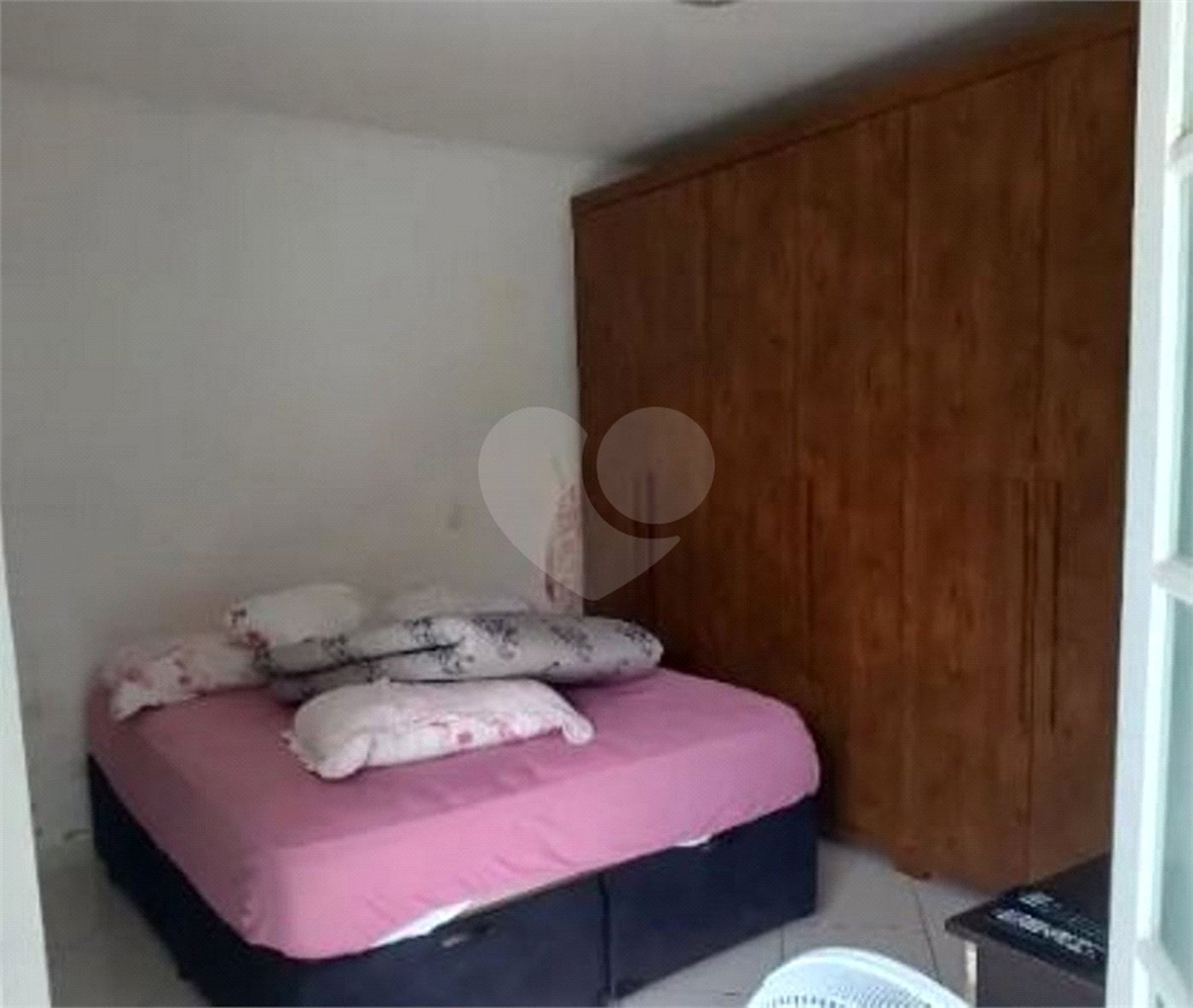 Casa à venda com 3 quartos, sendo 1 suíte, no condomínio São Marcos, São Paulo - SP