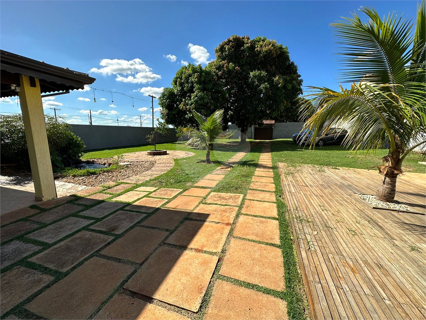 Chácara à venda com 4 quartos em Nova Veneza, Paulínia, SP