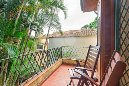 Sobrado à venda com 3 quartos em Jardim Petrópolis, São Paulo, SP