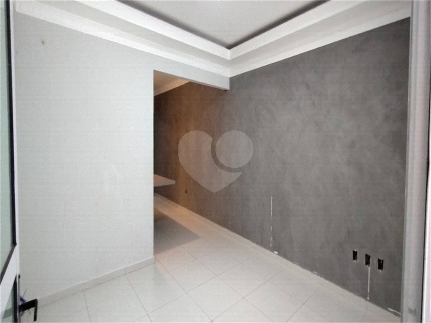 Casa à venda com 3 quartos, sendo 1 suíte, no condomínio Rio das Pedras, Salto - SP