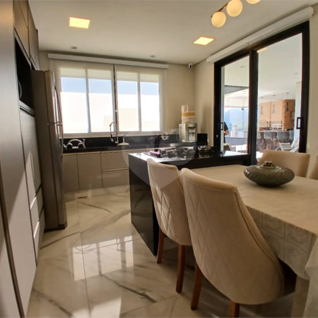 Casa à venda com 4 suítes no condomínio Porto Atibaia, Atibaia - SP