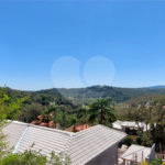 Casa à venda com 3 quartos, sendo 2 suítes, no condomínio Alpes de Caieiras, Caieiras - SP