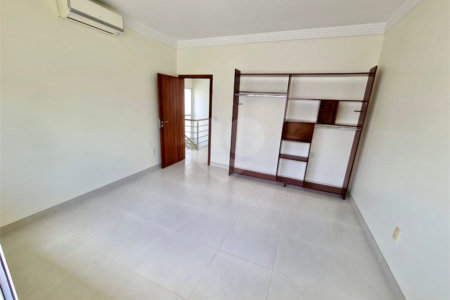 Casa à venda com 3 quartos, sendo 1 suíte, em Outerio da Glória, Porto Seguro, BA
