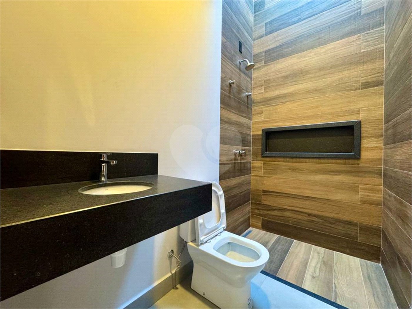 Casa à venda com 3 quartos, sendo 1 suíte, no condomínio Park Gran Reserve, Indaiatuba - SP