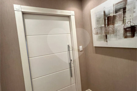 Apartamento à venda com 4 suítes em Real Parque, São Paulo, SP