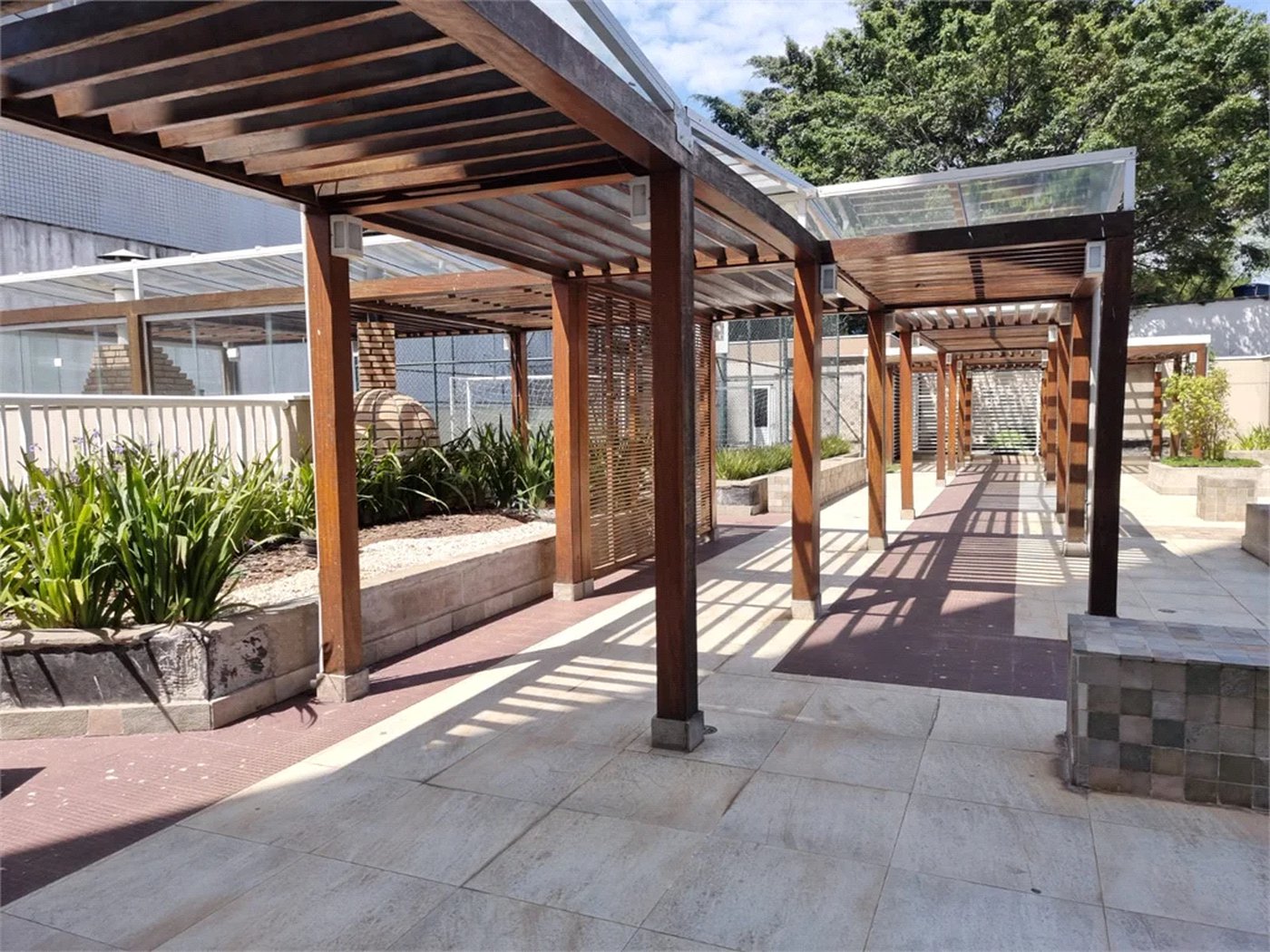 Apartamento à venda ou para alugar com 1 suíte em Fazenda Morumbi, São Paulo, SP
