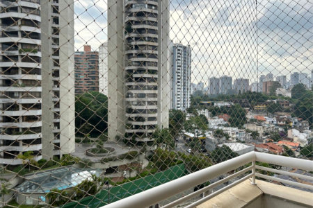 Apartamento à venda com 2 quartos, sendo 1 suíte,  em Paraíso do Morumbi, São Paulo, SP