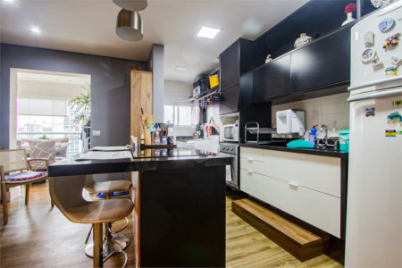 Apartamento à venda com 2 quartos, sendo 1 suíte,  em Jardim das Acácias, São Paulo, SP