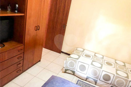 Casa à venda com 3 quartos, sendo 1 suíte,  no condomínio Vivenda das Vinhas, Vinhedo - SP