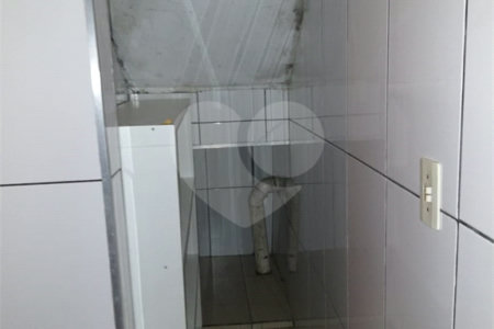 Sobrado à venda com 3 quartos, sendo 1 suíte, em Jardim Cruz do Corisco, São Paulo, SP