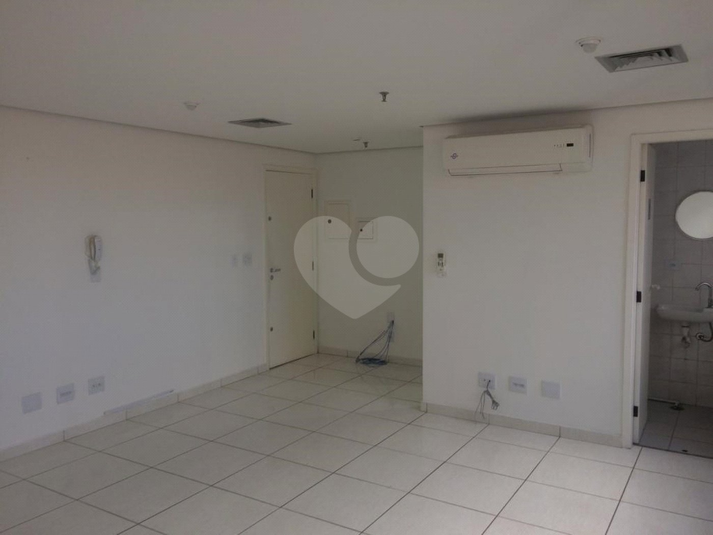 Sala à venda em Santana, São Paulo, SP
