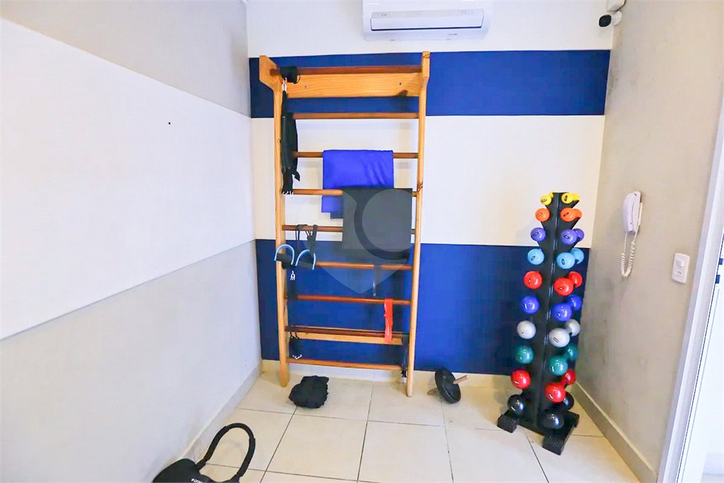 Apartamento à venda com 2 quartos em Vila Zat, São Paulo, SP