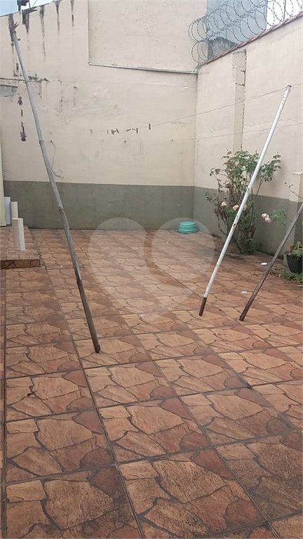 Casa Térrea à venda com 3 quartos em Jardim Nadir, São Paulo, SP