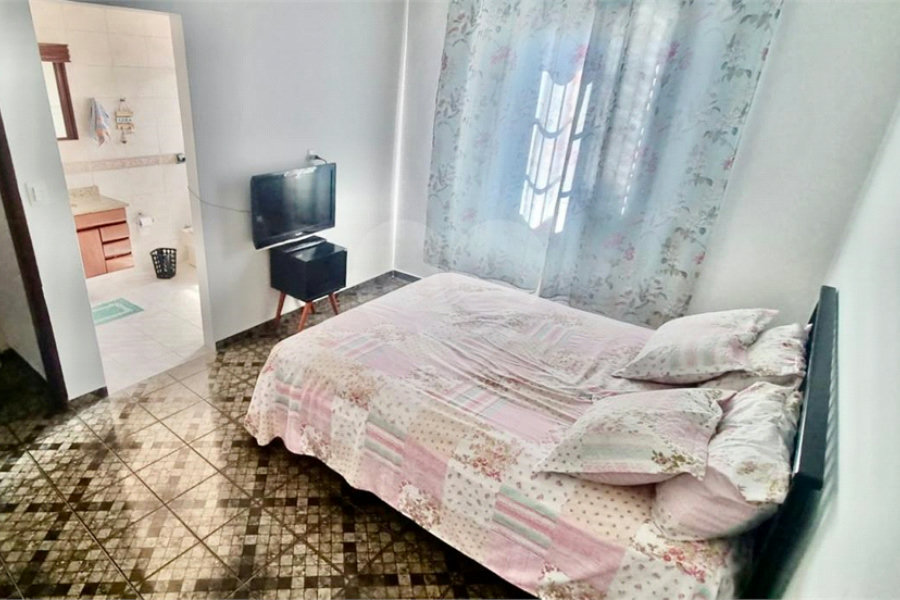 Sobrado à venda com 3 quartos, sendo 1 suíte, em Vila Nova Cachoeirinha, São Paulo, SP