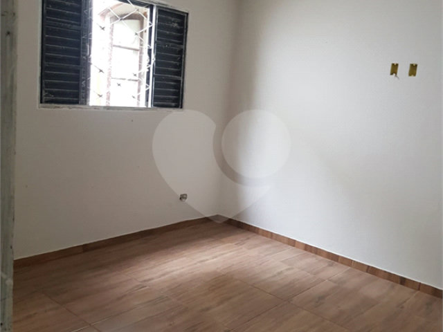 Chácara à venda com 4 quartos, sendo 1 suíte,  no Centro, Biritiba-mirim, SP