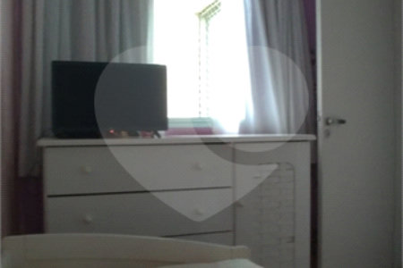 Casa à venda com 3 quartos, sendo 1 suíte, no condomínio Jardim Previdencia, São Paulo - SP