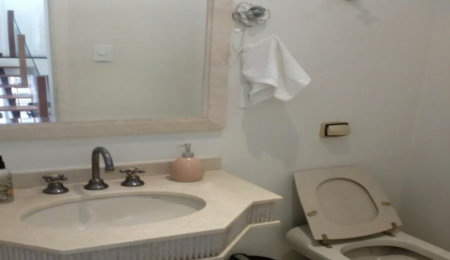 Casa à venda com 3 quartos, sendo 1 suíte, em Butantã, São Paulo, SP