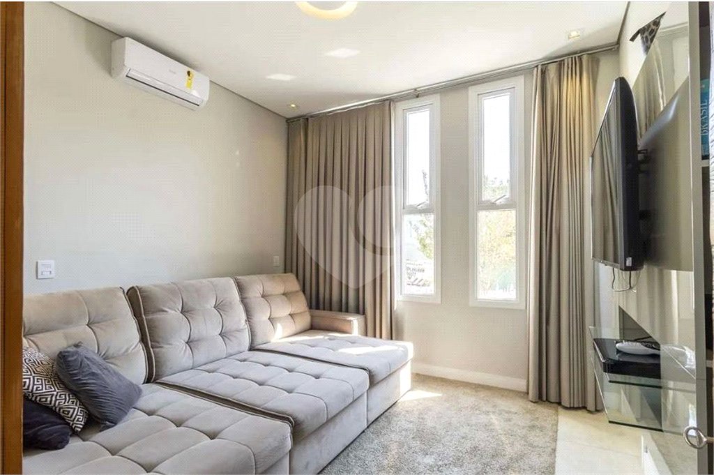 Casa à venda com 4 suítes no condomínio Granville, Atibaia - SP