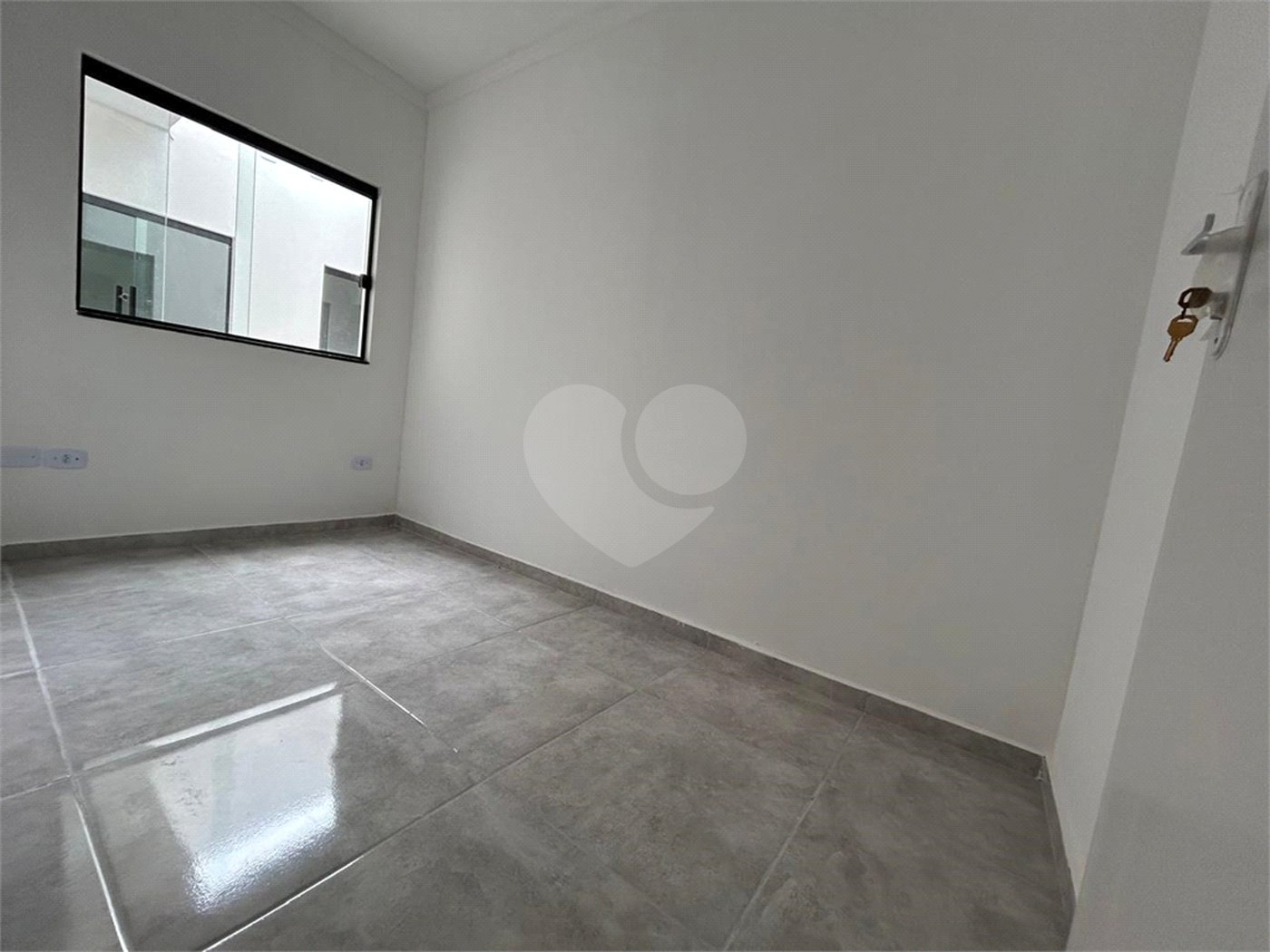 Casa de Vila à venda com 2 quartos em Jardim das Orquídeas, Sorocaba, SP