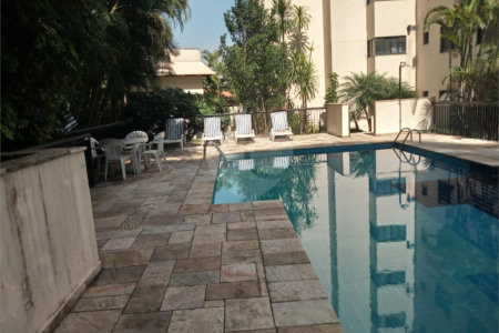 Apartamento à venda com 3 suítes em Vila Suzana, São Paulo, SP