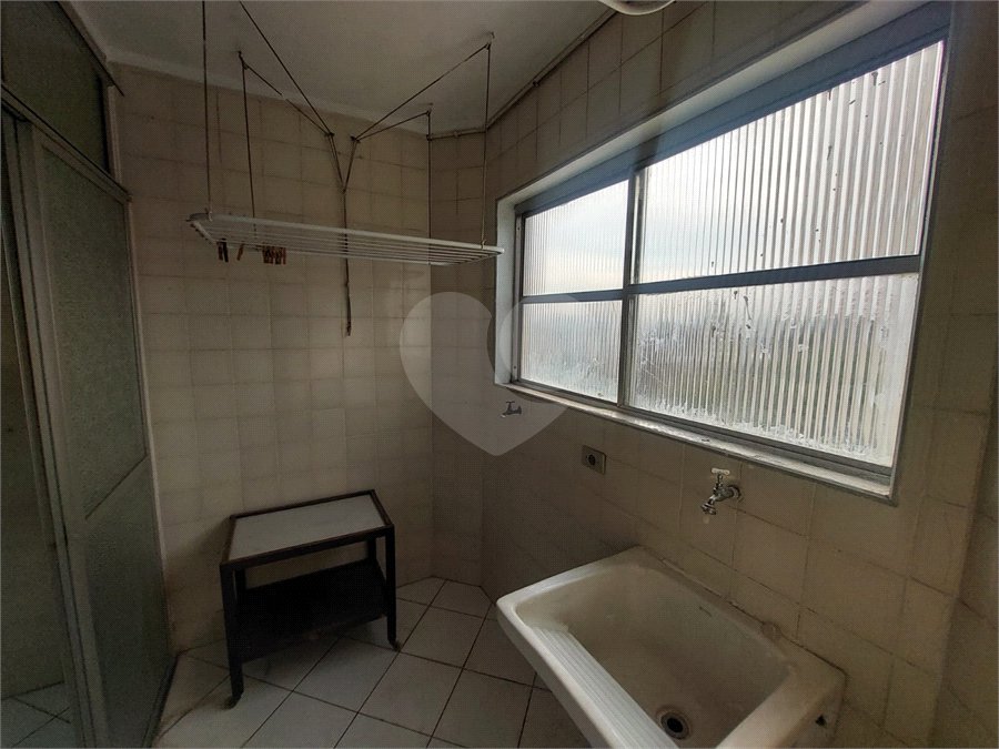 Apartamento à venda com 3 quartos em Vila Ipojuca, São Paulo, SP