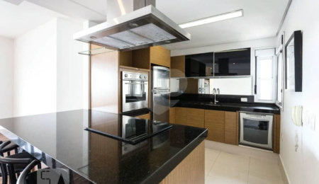 Apartamento à venda com 3 quartos, sendo 1 suíte,  em Brooklin, São Paulo, SP