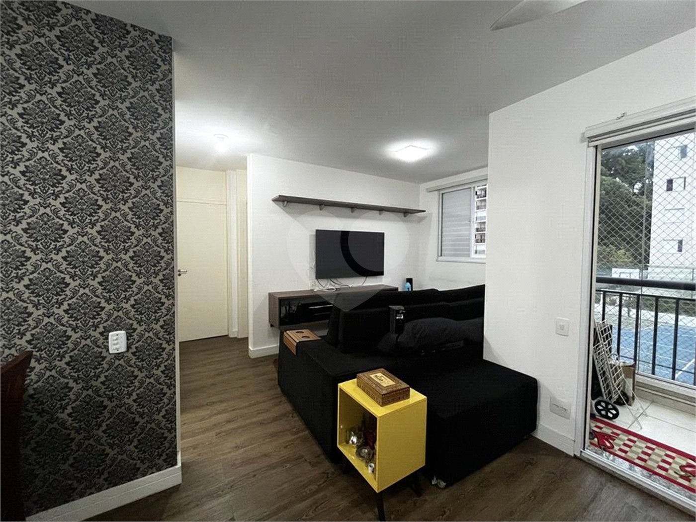 Apartamento à venda com 2 quartos, sendo 1 suíte,  em Vila Praia, São Paulo, SP