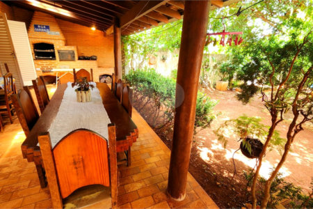 Casa à venda com 4 quartos, sendo 1 suíte, em Jardim Nova Época, Araraquara, SP