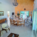 Casa à venda com 4 suítes no condomínio Bougainville, Peruíbe - SP