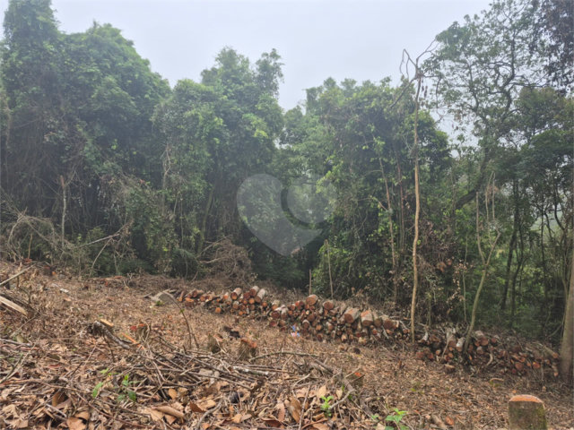 Terreno à venda no condomínio Parque Imperial da Cantareira, Mairiporã - SP