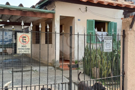 Casa à venda com 2 quartos em Vila Bernadotti, Mogi das Cruzes, SP