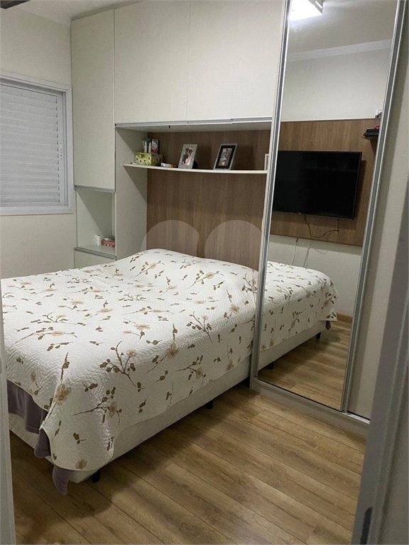 Casa à venda com 3 quartos, sendo 1 suíte, no condomínio Vida Verde 1, Suzano - SP