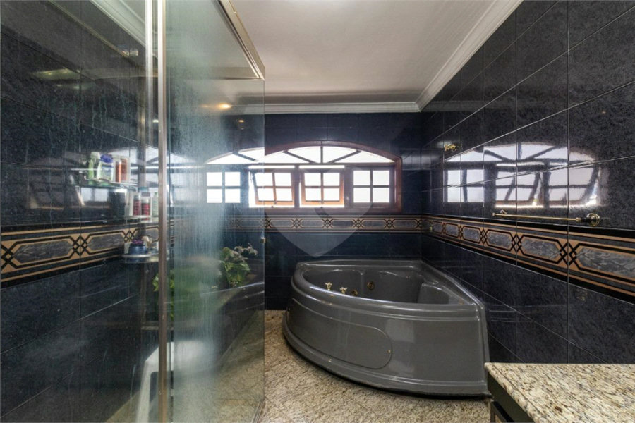 Casa à venda com 3 suítes em Vila Pereira Barreto, São Paulo, SP