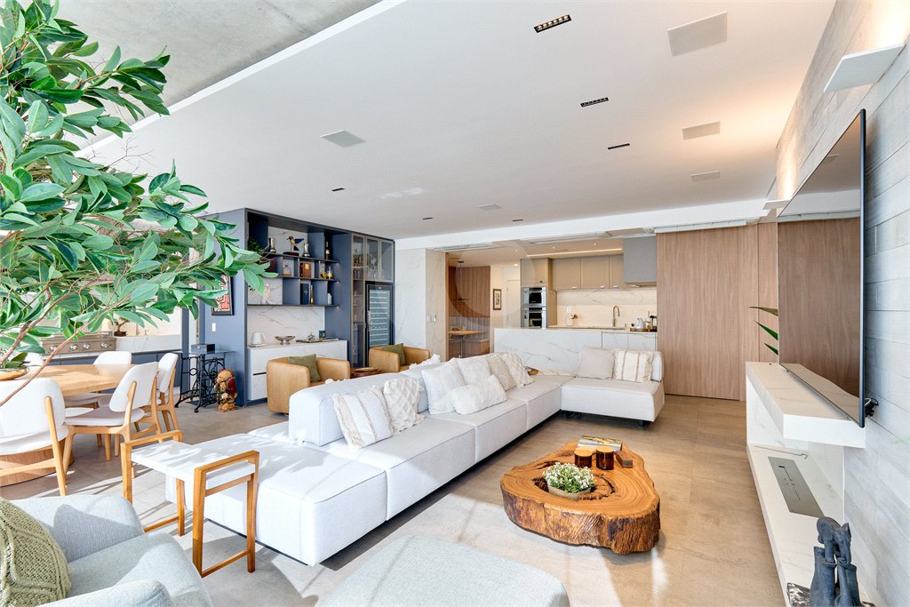 Apartamento à venda com 3 suítes em Brooklin, São Paulo, SP