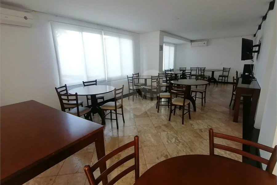 Apartamento à venda com 3 suítes em Vila Romana, São Paulo, SP