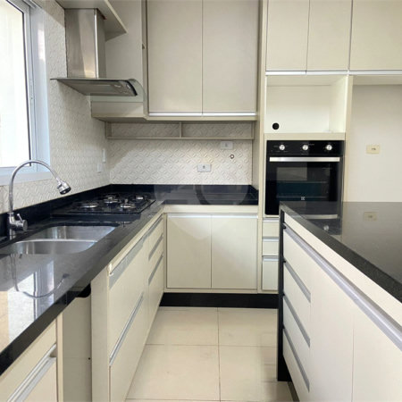 Casa à venda com 5 quartos, sendo 1 suíte,  em Indianópolis, São Paulo, SP