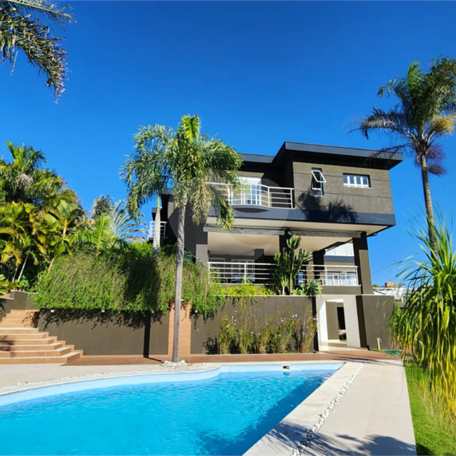 Casa à venda ou para alugar com 5 suítes no condomínio Residencial Jardim Primavera, Louveira - SP