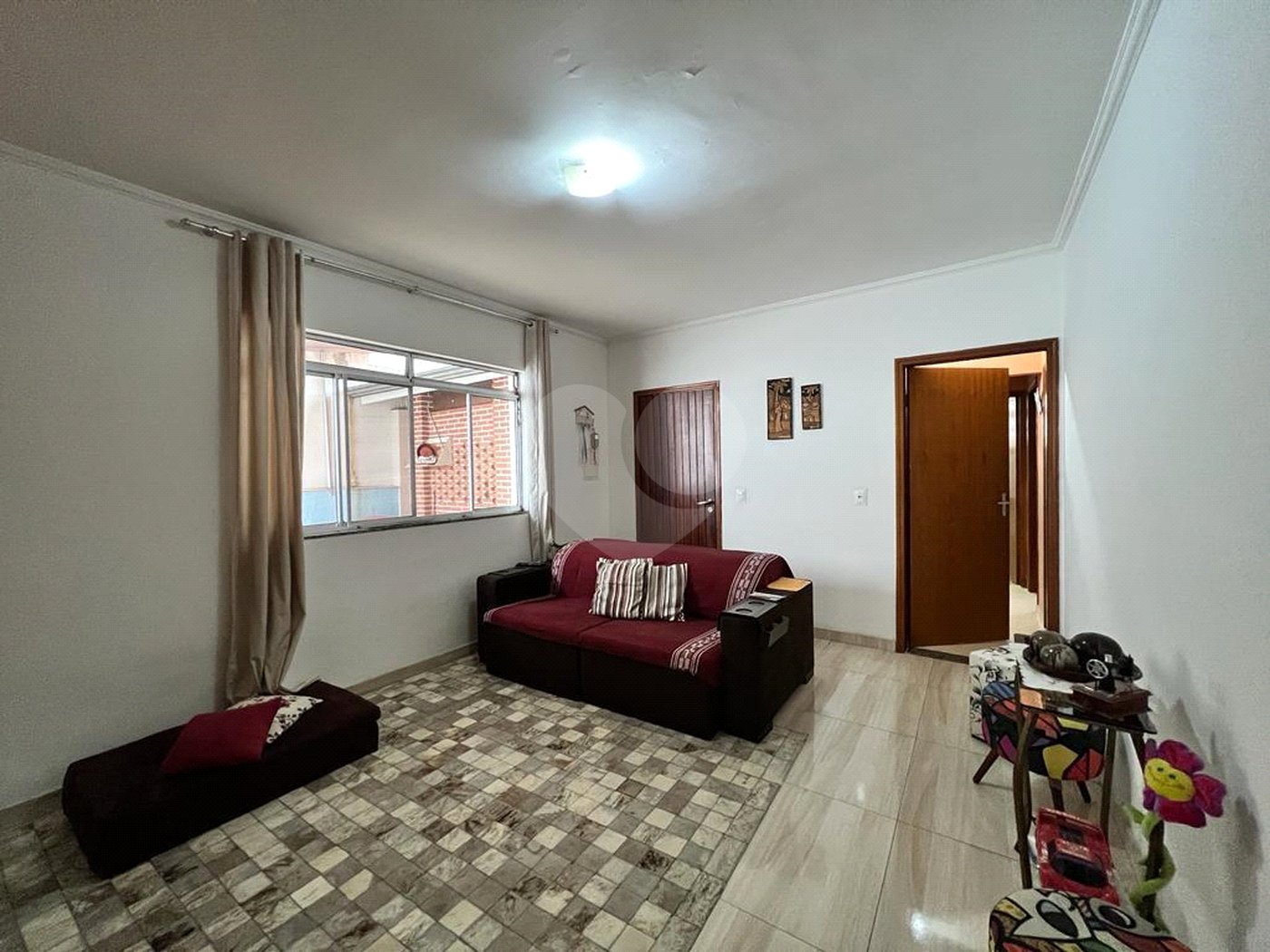 Casa à venda com 3 quartos, sendo 1 suíte,  no condomínio Ibiti do Paço, Sorocaba - SP