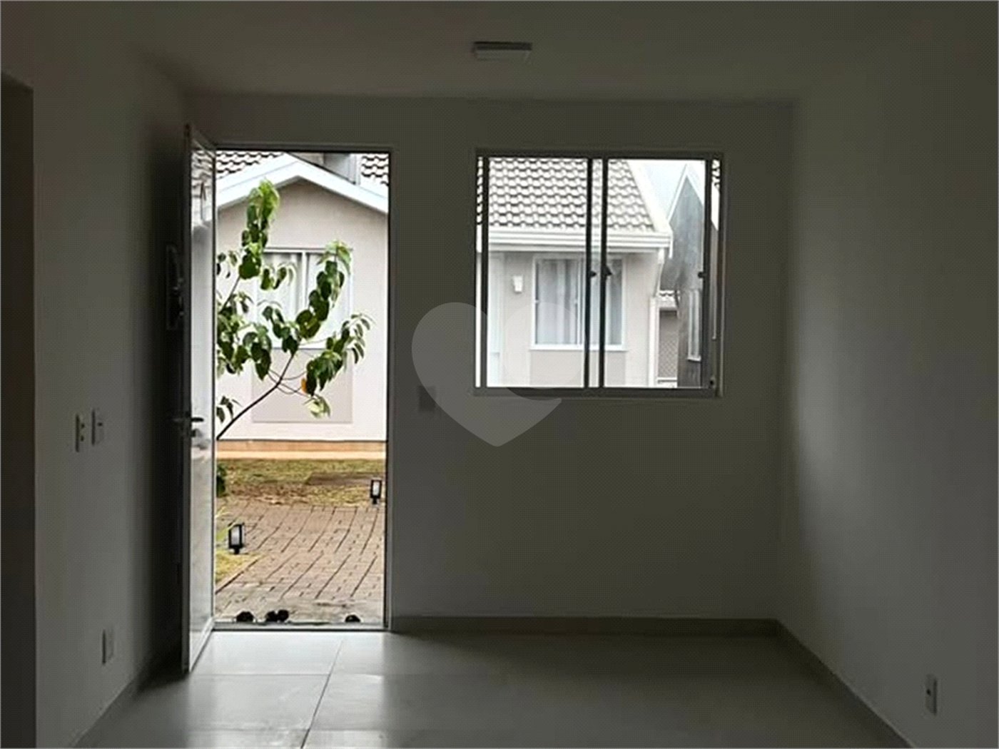 Casa à venda com 2 quartos no condomínio Alea, Iperó - SP