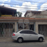 Casa à venda com 3 quartos, sendo 1 suíte, em Vila Romero, São Paulo, SP