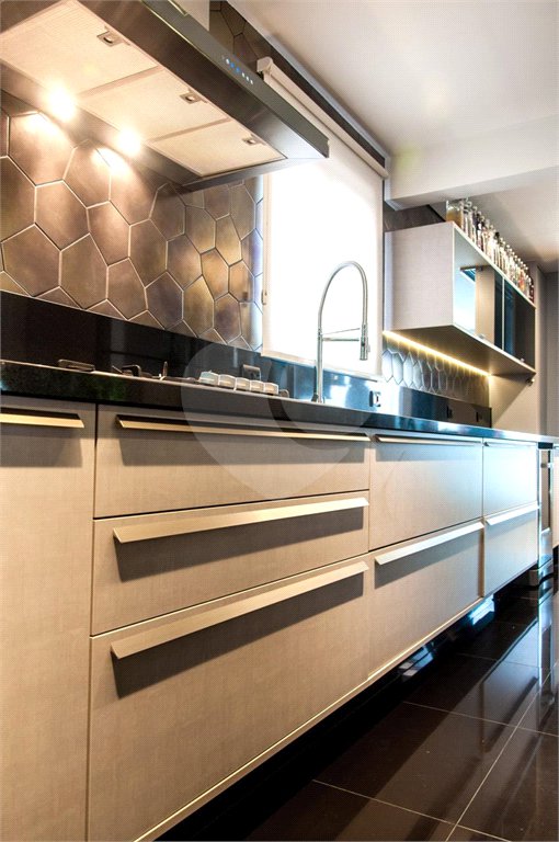 Apartamento à venda com 2 suítes em Santa Teresinha, São Paulo, SP