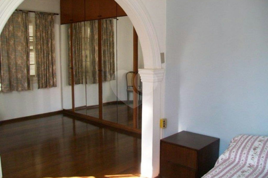 Casa à venda com 3 quartos, sendo 2 suítes, em Santana, São Paulo, SP