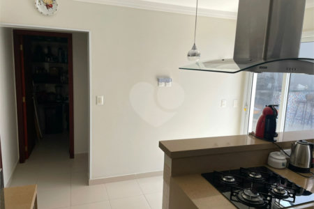 Casa à venda com 3 quartos, sendo 1 suíte, no condomínio Quinta da Boa Vista, Jundiaí - SP
