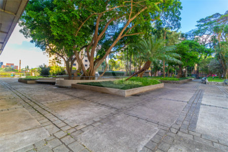 Apartamento à venda com 3 quartos, sendo 1 suíte,  em Alto da Boa Vista, São Paulo, SP