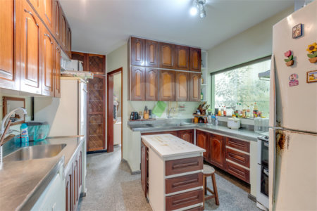 Casa à venda com 4 suítes no condomínio Granja do Morumbi, São Paulo - SP