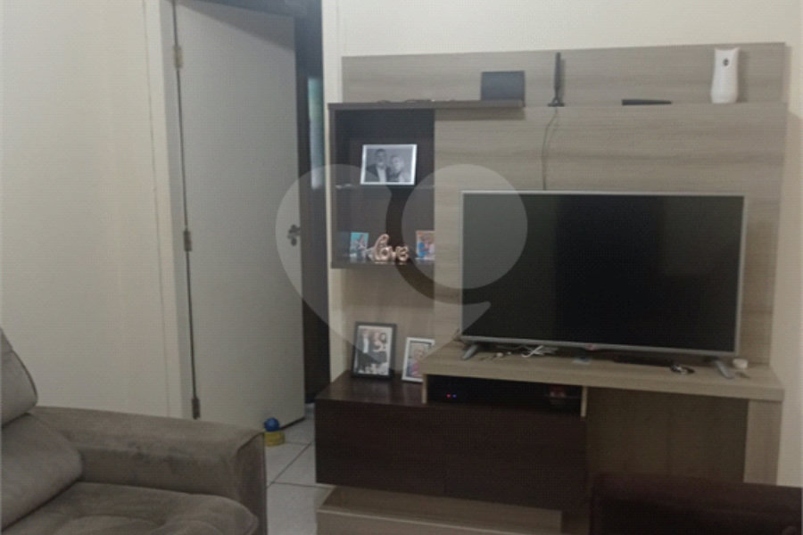 Casa à venda com 3 quartos, sendo 2 suítes, no condomínio Casa, São Paulo - SP