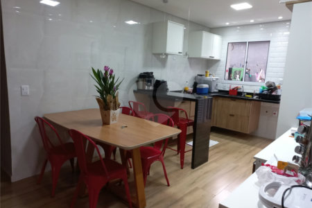 Casa à venda com 2 quartos em Jardim Pacaembu, Jundiaí, SP