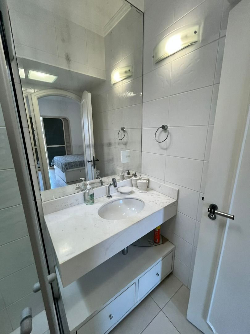 Apartamento com 3 dormitórios à venda, 120 m² por R$ 930.000,00 - Balneário Cidade Atlântica - Guarujá/SP